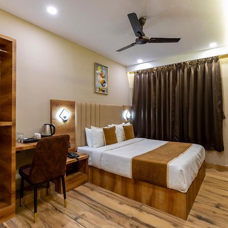 מומביי Hotel Zara International מראה חיצוני תמונה
